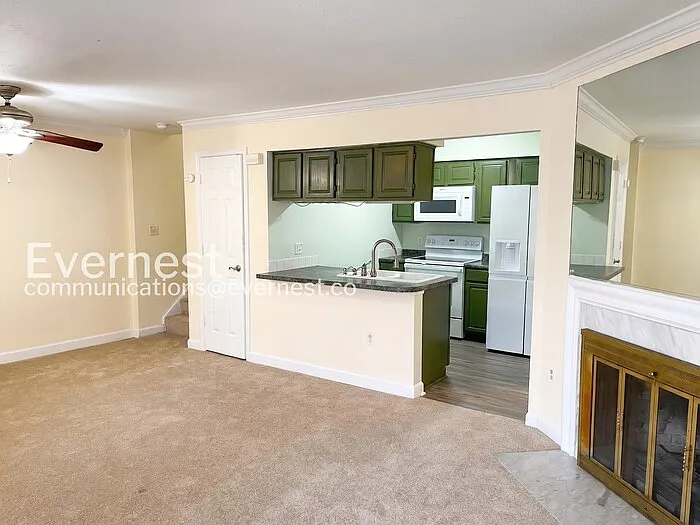 12135 Salemtown Dr — Photo 5