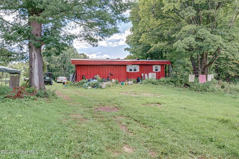 2nd image of 4746 Consaul Road