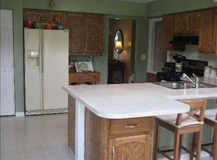 26W500 Jewell Rd, Winfield, IL 60190