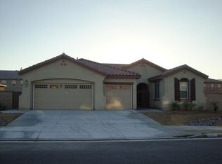 1049 Silver Dust Trl, Hemet, CA 92545
