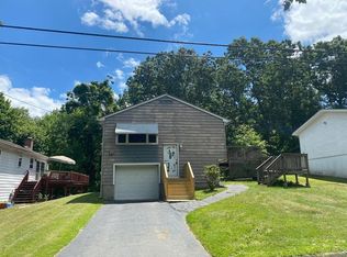 253 Malcolm Rd, West Haven, CT 06516