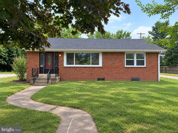 4415 Valley Rd, Enola, PA 17025