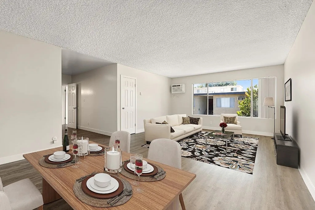 Parthenia Terrace Apartments — Photo 2