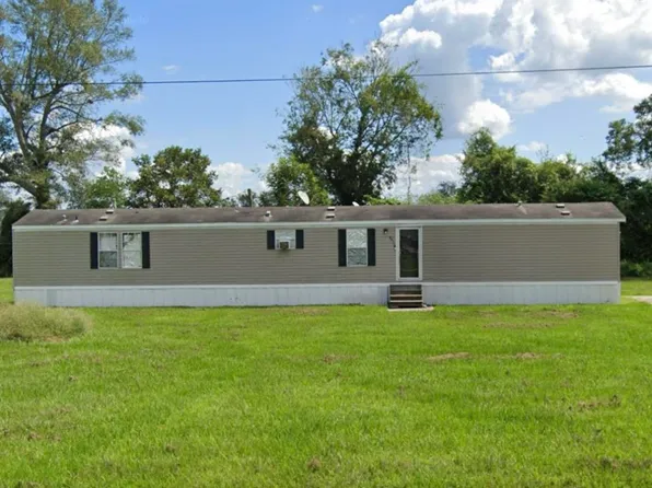 8930 Mandela Dr, New Roads, LA 70760
