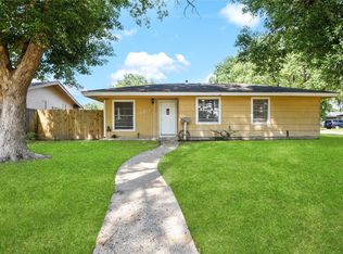 2817 Lancaster Ln, Pasadena, TX 77506