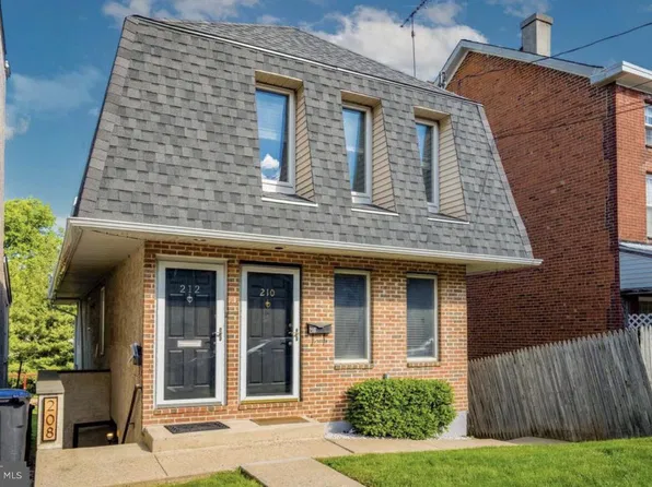 212 Maple St #1, Conshohocken, PA 19428