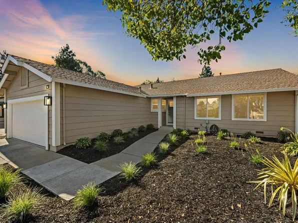 13 Boreal Place, Petaluma, CA 94954