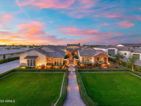 2652 E PELICAN Court, Gilbert, AZ 85297