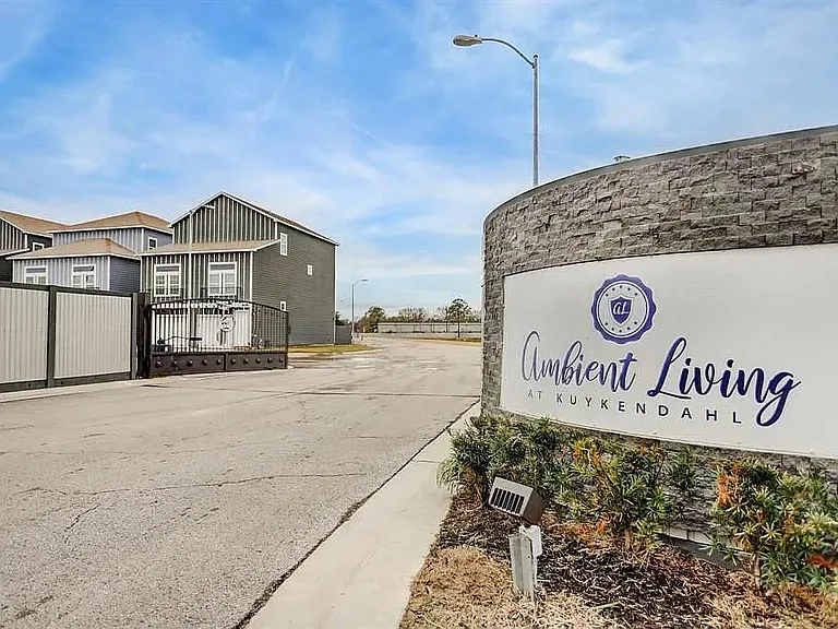 4906 Paradigm Ln — Photo 17