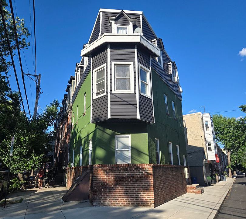 1st image of 2435 Grays Ferry Ave APT 3
