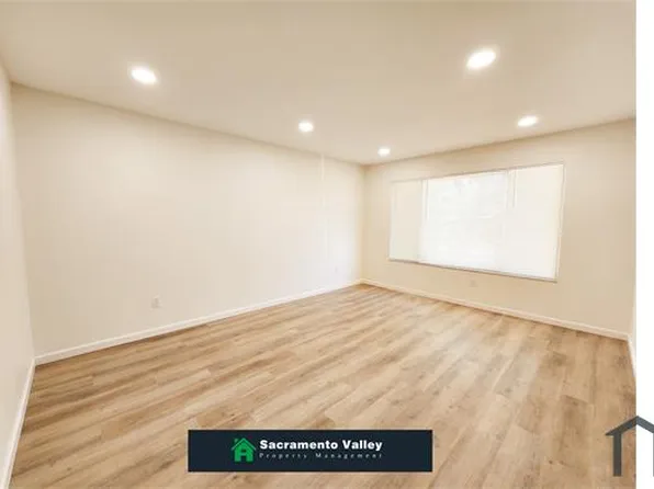 7692 Rotherton Way, Sacramento, CA 95823