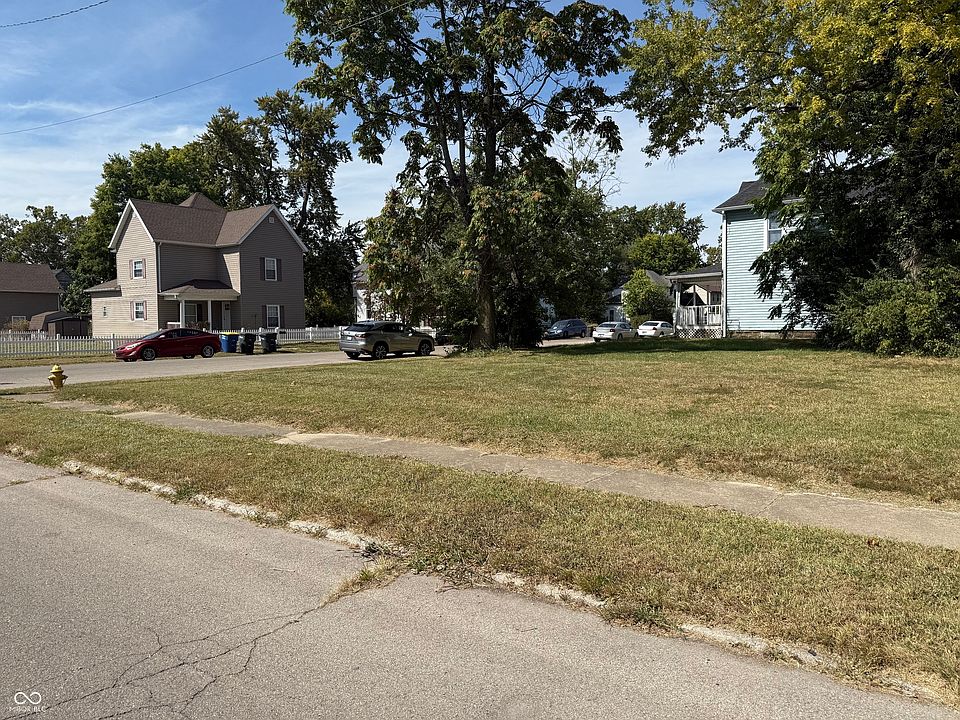 2nd image of 800-802 N Jefferson St