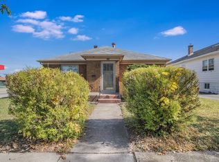 726 Oakland Ave, Joliet, IL 60435