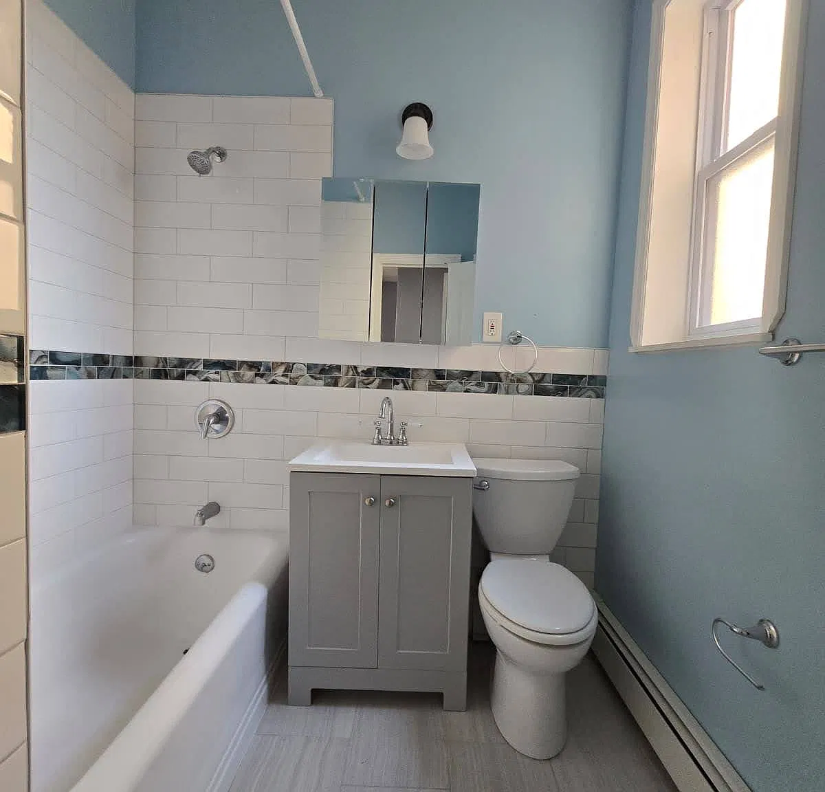 2 bed, $1,950 — Photo 4