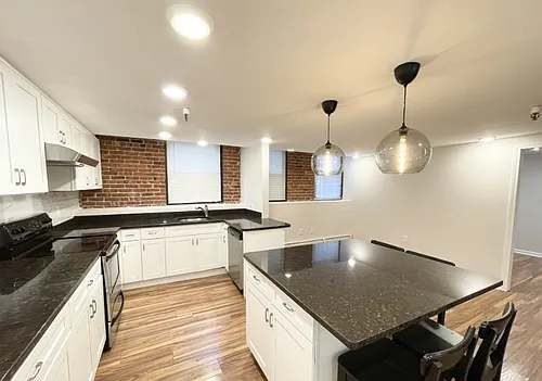 39 Hemenway St #26X Photo 1