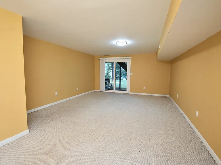 410 Emmett St #77 — Photo 16