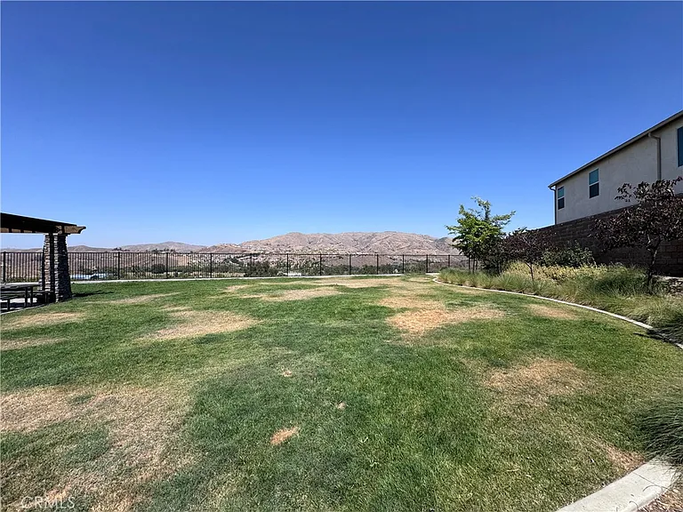 24326 Juni Ct — Photo 51