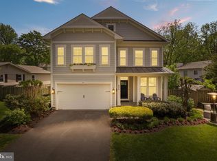 608 Truman Cir SW, Vienna, VA 22180