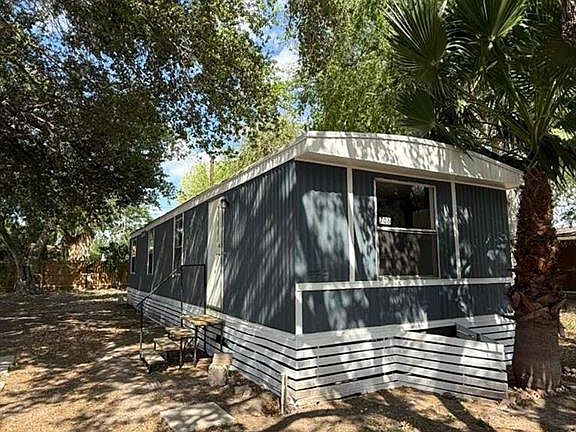 2nd image of 708 Sunset St