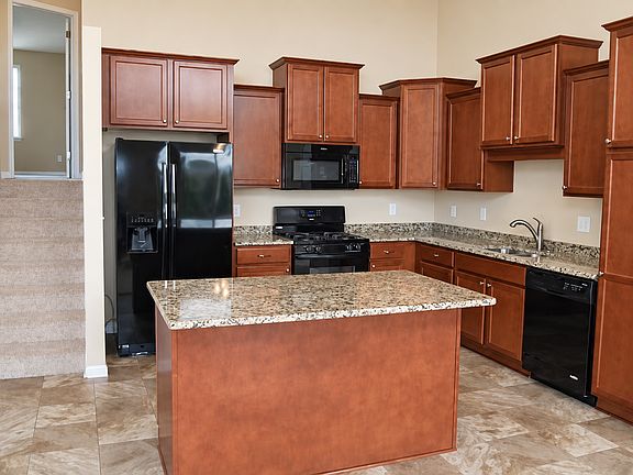 5th image of 2620 Waterfall Way NW