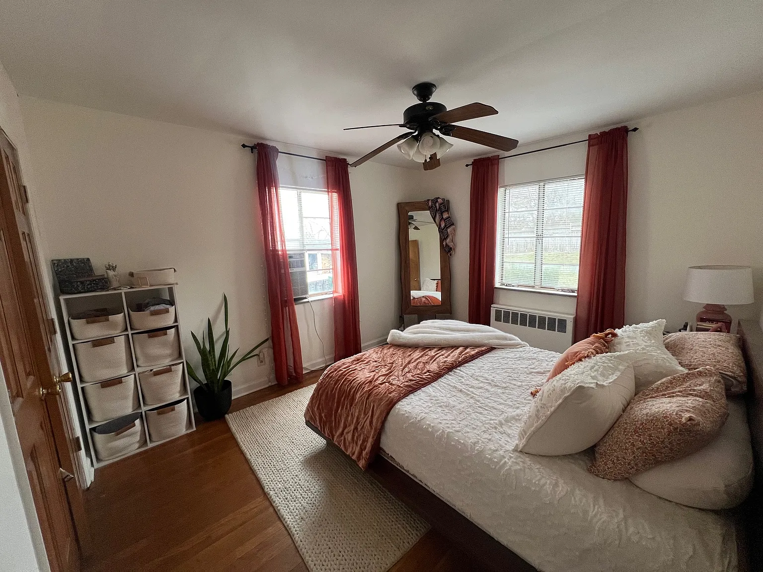 1 bed, 830 sqft, $1,040 — Photo 3