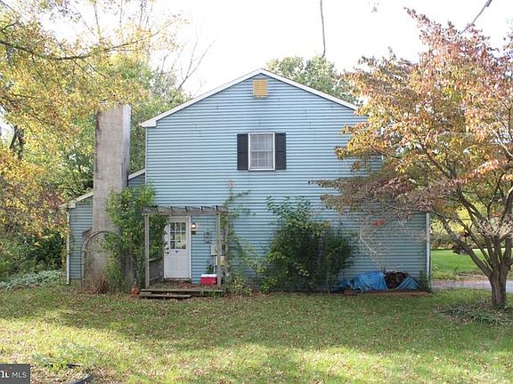 3rd image of 119 Jay Ave