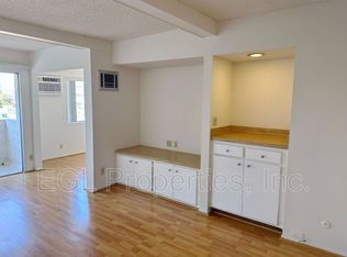 6155 Fulton Ave #209, Van Nuys, CA 91401