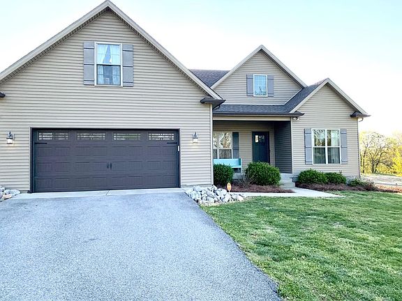 5th image of 645 Hunts Bend Rd