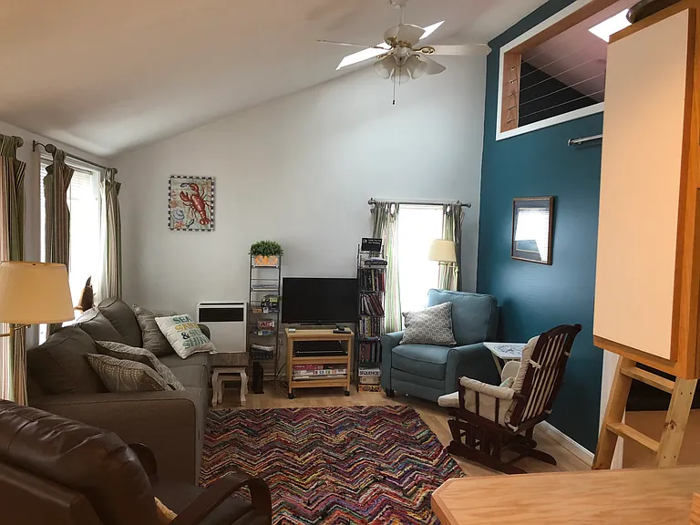 16 Bragg Ave #A — Photo 3