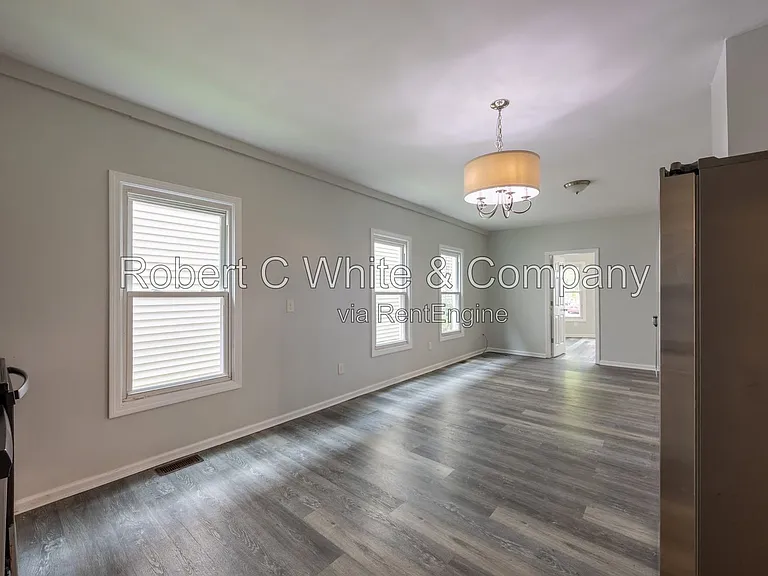 687 Winchester Ave #1 — Photo 5