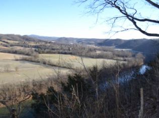 552AC Cabin Hill Rd, Celina, TN 38551