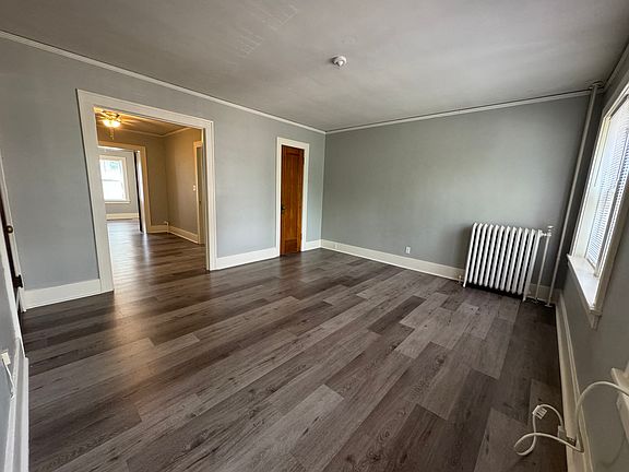 3rd image of 5102 Capitol Ave APT 16