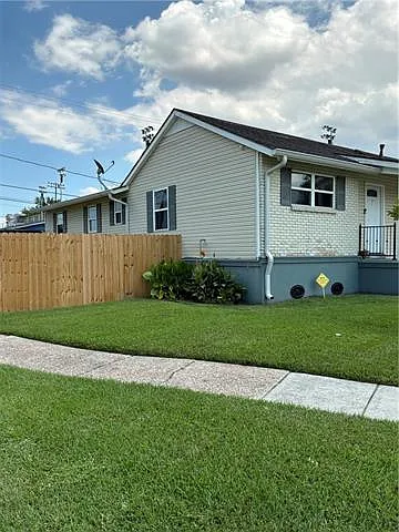 1401 Farrington Dr — Photo 22