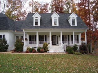 14493 Riverside Dr, Ashland, VA 23005