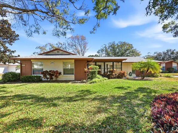 2201 Shelly Dr APT A, Palm Harbor, FL 34684