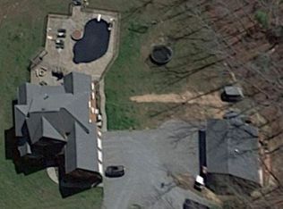 12225 Ashcake Rd, Ashland, VA 23005