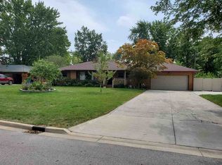 2712 S Westgate Dr, Bay City, MI 48706