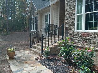 140 Robert Dr, Ellijay, GA 30536