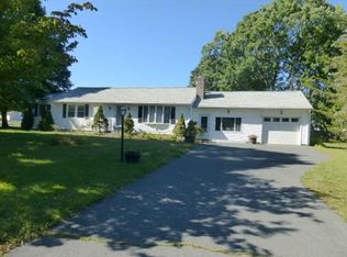 119 West St, Easthampton, MA 01027