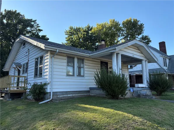 523 S Fairview Ave, Decatur, IL 62522