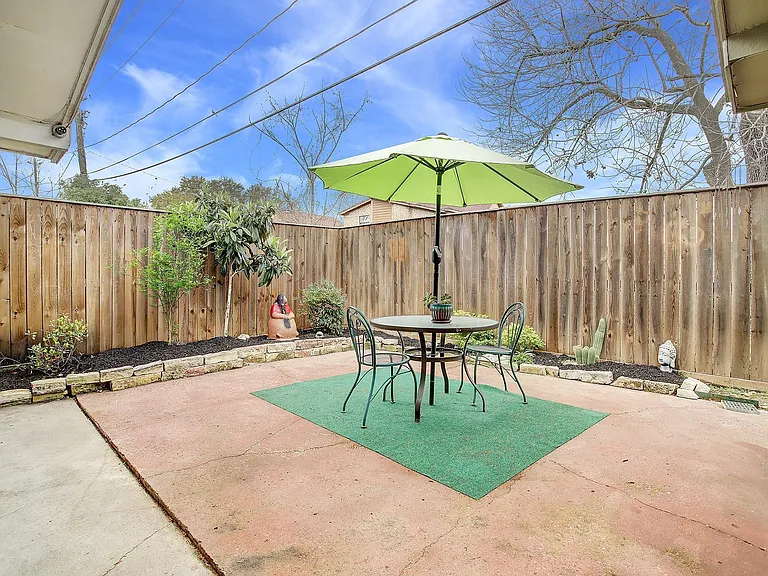 5303 Tallow Ln — Photo 27