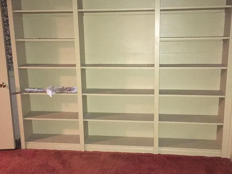 shelves in 4th bedroom