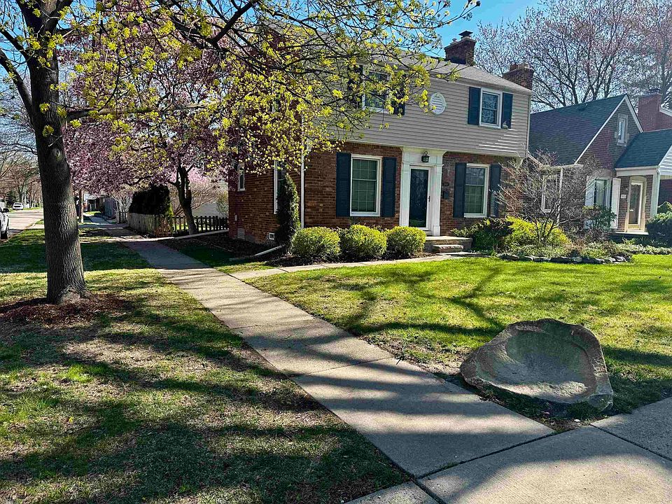 1st image of 2080 Hunt Club Dr