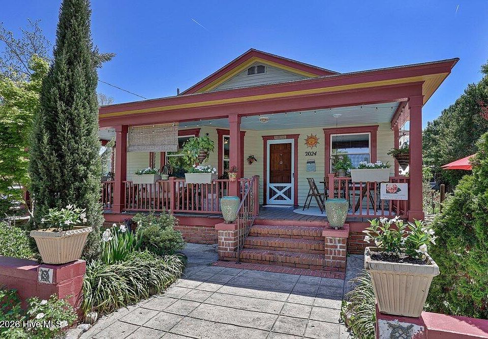 1st image of 2024 Creecy Avenue