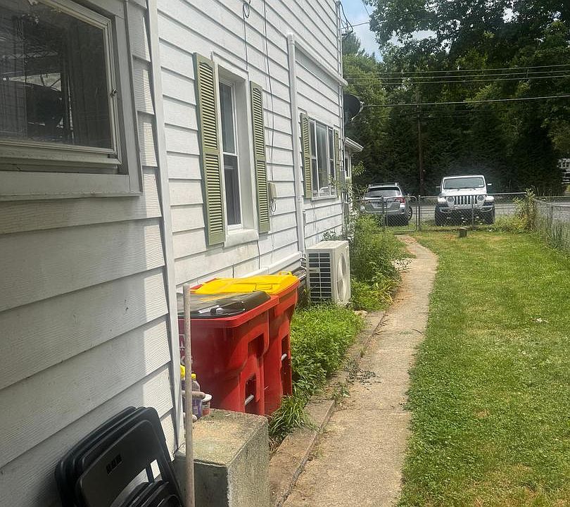 2nd image of 241 Pine Grove Rd
