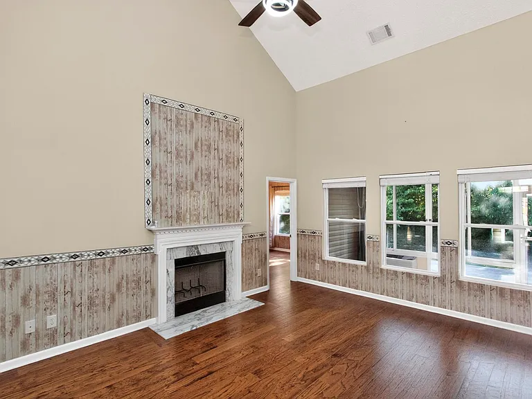 7339 Autumn Crossing Way — Photo 5