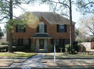 15931 Knolls Lodge Dr, Houston, TX 77095