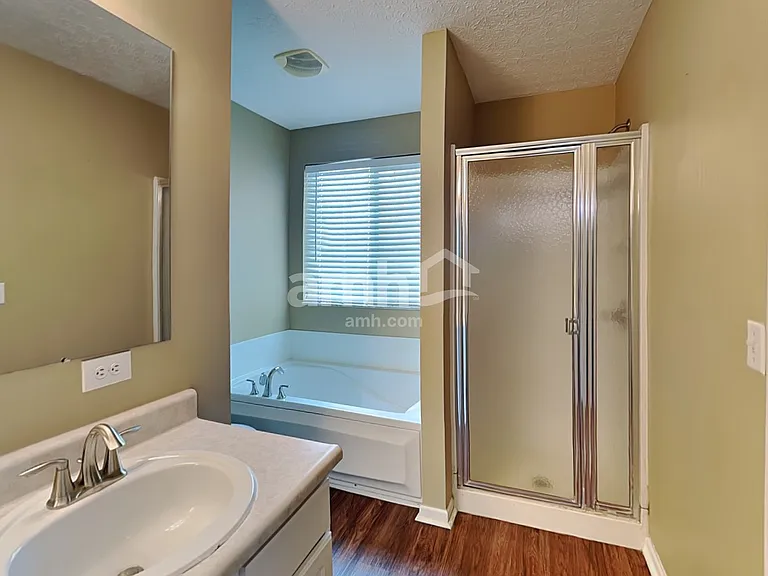 665 Norfolk Sq N — Photo 13