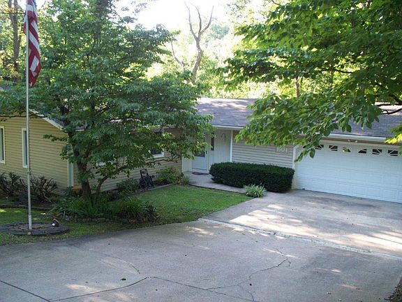 3rd image of 1604 Dogwood Dr