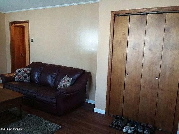 4th image of 25 Oneida St #St6reet